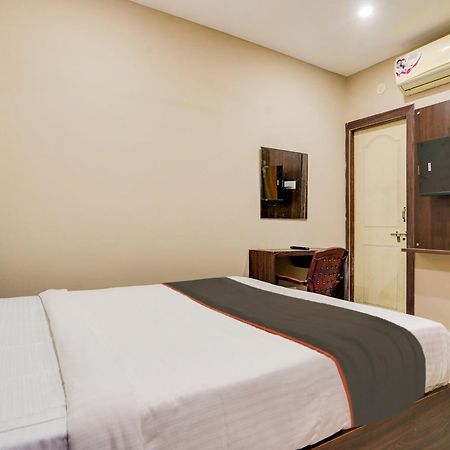Hotel Airport Land Nowe Delhi Zewnętrze zdjęcie