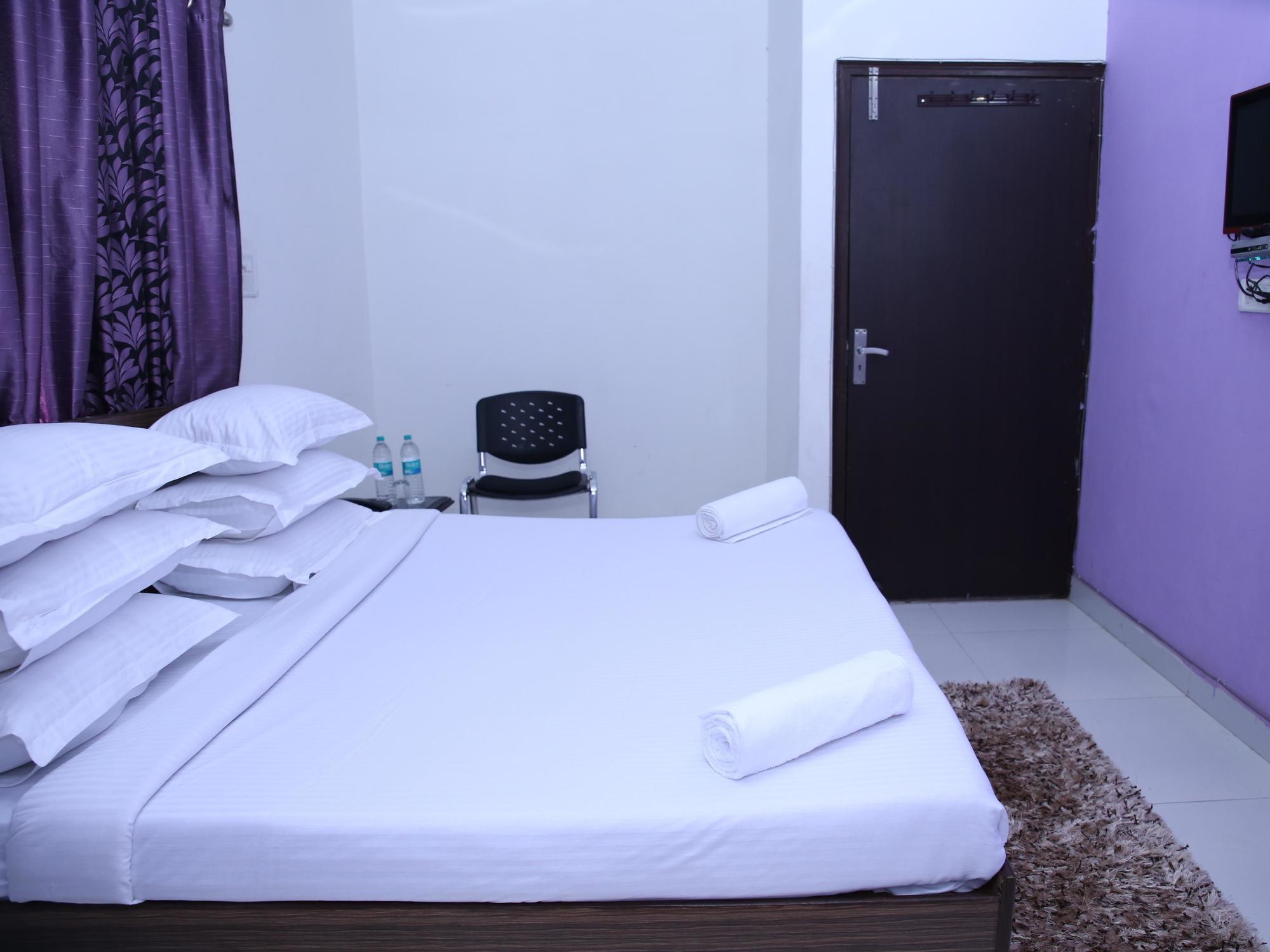 Hotel Airport Land Nowe Delhi Zewnętrze zdjęcie