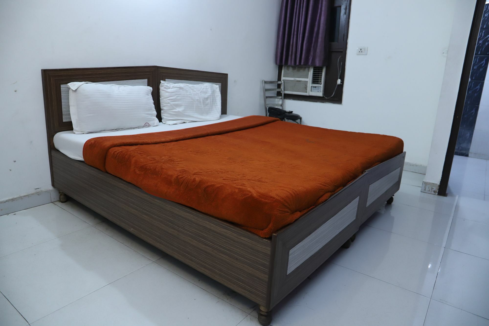 Hotel Airport Land Nowe Delhi Zewnętrze zdjęcie