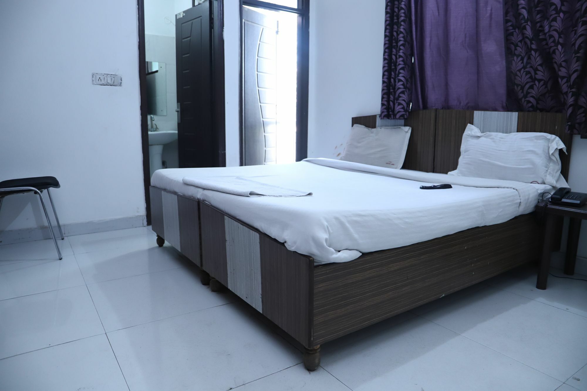 Hotel Airport Land Nowe Delhi Zewnętrze zdjęcie